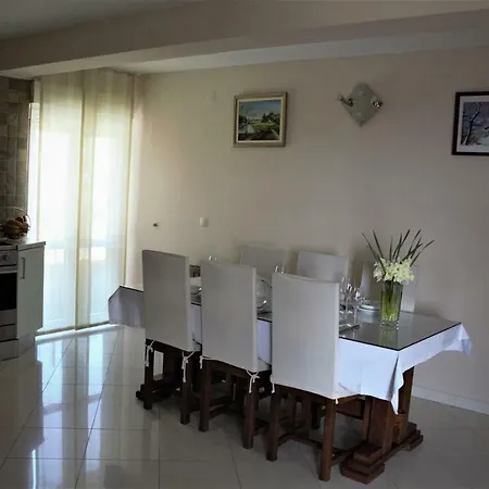 Rock & Sun Apartment